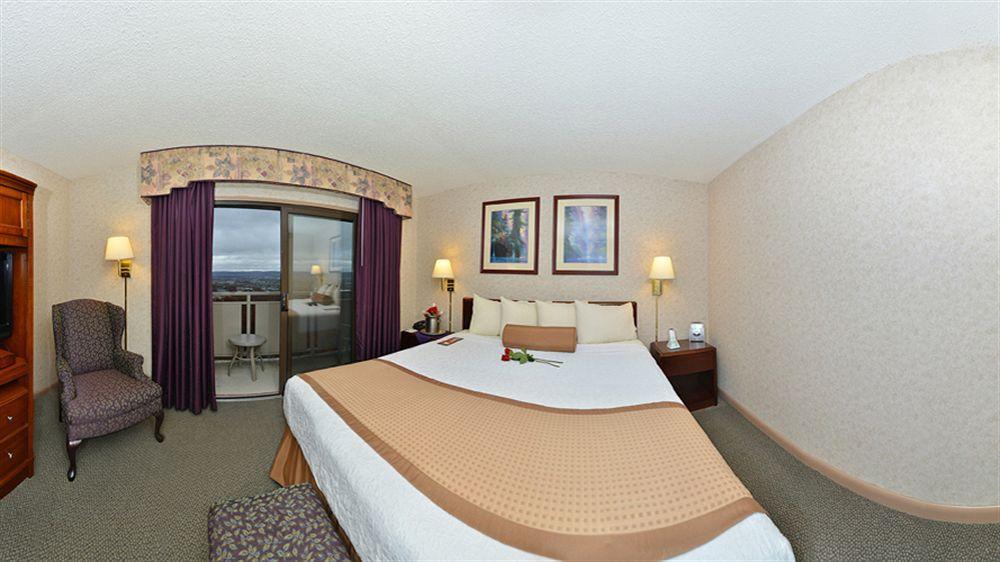 Holiday Inn Wilkes Barre - East Mountain, An Ihg Hotel Екстер'єр фото